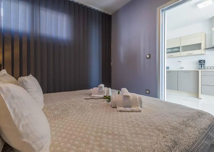 شقة In 41674 تْسْغيكفانِتْسا