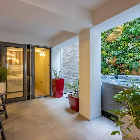 Apartment In 41674